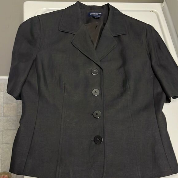 Ann Taylor Linen Blend Short Sleeve Button Front V-Neck Lined Blazer- 8P - Picture 13 of 15